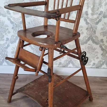 Historisches Ambiente Im Fuerstenbahnhof Appartamento Lübstorf