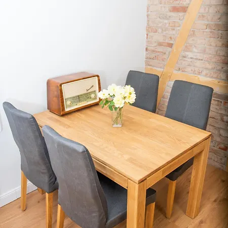 Historisches Ambiente Im Fuerstenbahnhof Lübstorf