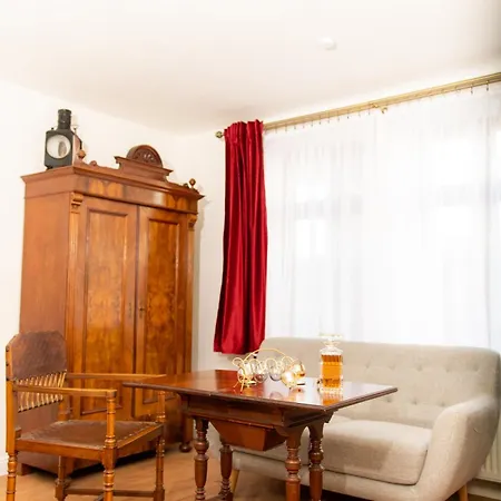 Historisches Ambiente Im Fuerstenbahnhof Appartamento Lübstorf