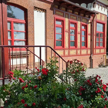 Historisches Ambiente Im Fuerstenbahnhof Apartment