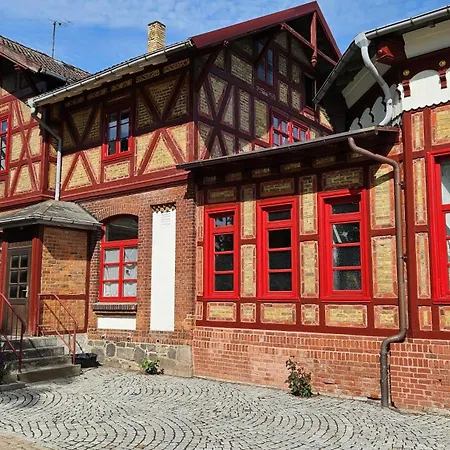Historisches Ambiente Im Fuerstenbahnhof Appartamento *